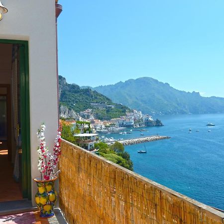 Villa Rosinella Амалфи Екстериор снимка